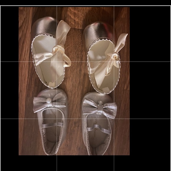 Newborn baby girl softbottom  gold and silver - Picture 1 of 3